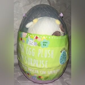 Squishmallow Drella/Ronnie Cow HugMee Easter Egg with Surprise Egg